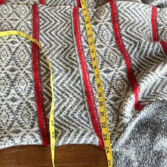 American Eagle Woman’s Blanket Knit open front cardigan size M - Picture 8 of 12